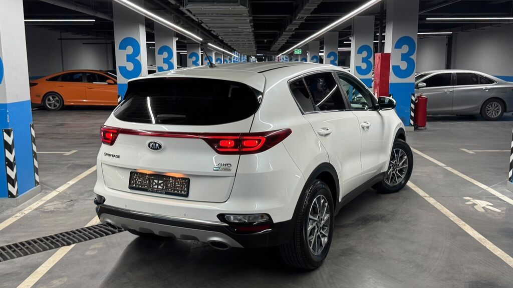 Kia Sportage: 2019 г., 2 л, Автомат, Дизель, Кроссовер: фото 3