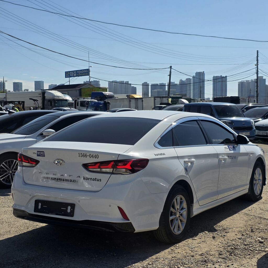 Hyundai Sonata: 2020 г., 0.2 л, Автомат, Газ, Седан: фото 2