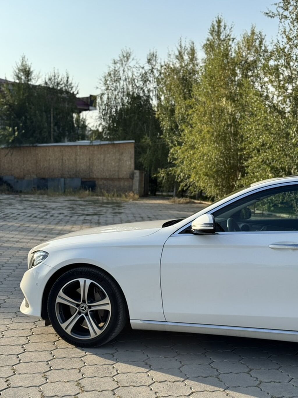 Mercedes-Benz E-Class: 2019 г., 2 л, Автомат, Бензин, Седан: фото 3