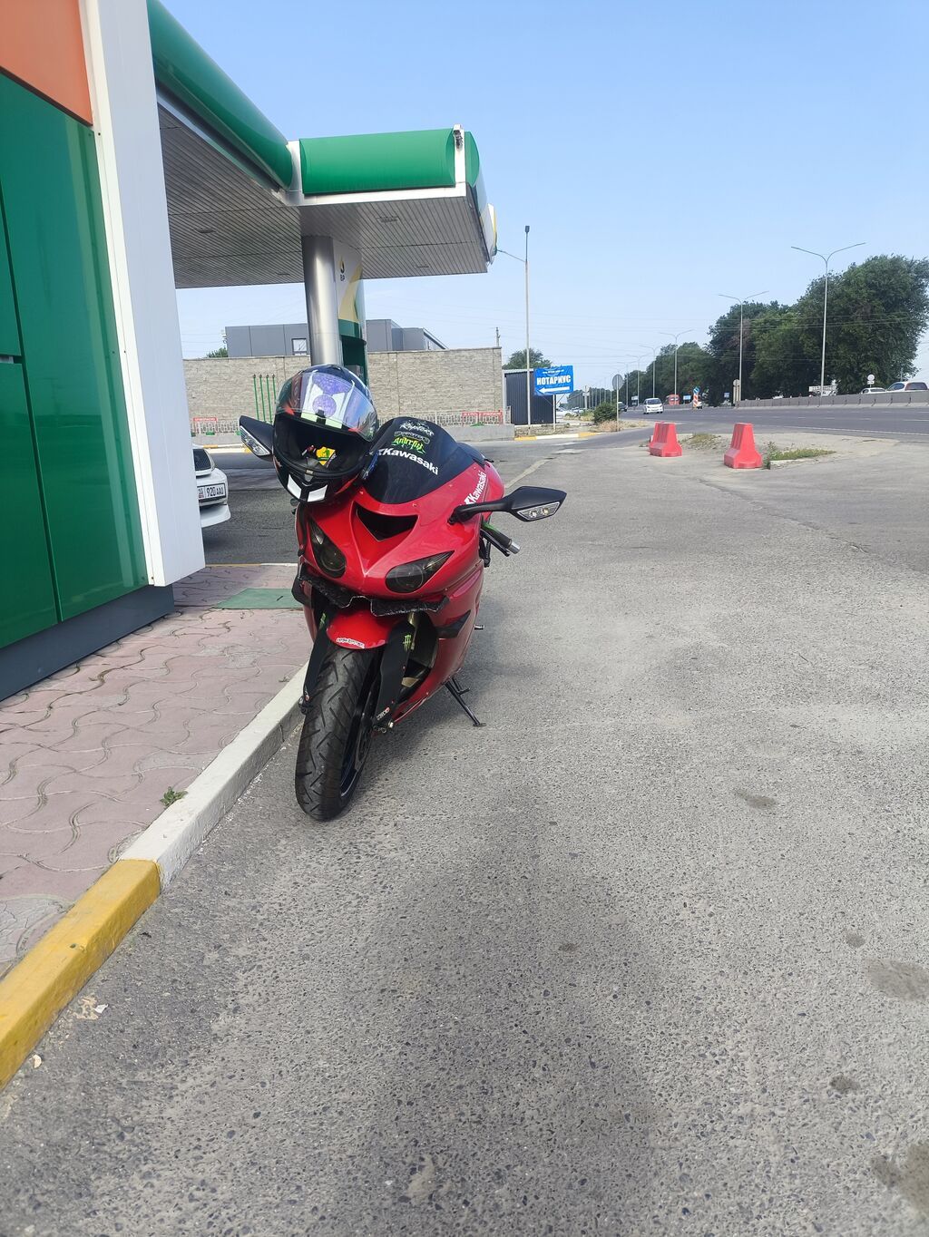 Спортбайк Kawasaki, 1000 куб. см, Бензин, Взрослый, Б/у: фото 3
