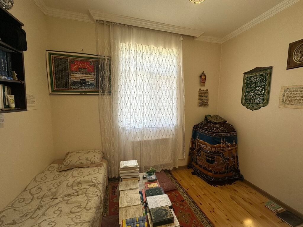 4 otaqlı, 135 kv. m, Kredit yoxdur, Yeni təmirli
