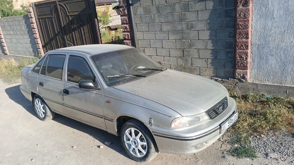Daewoo Nexia: 2006 г., Механика, Седан: фото 5