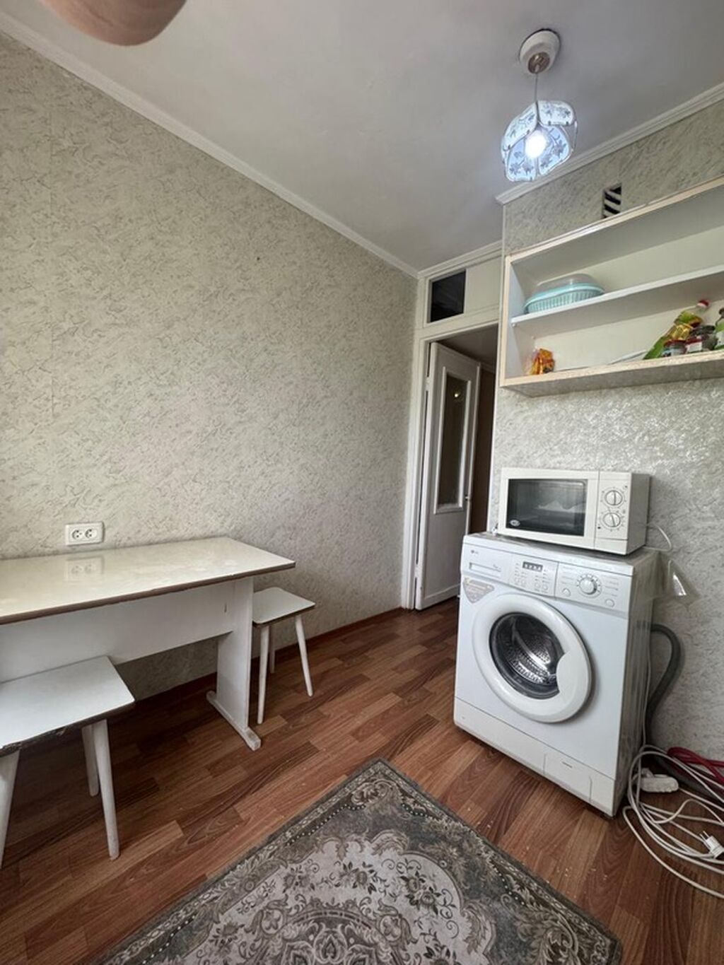 3 комнаты, 58 м², 8 мкр 104 серия, 5 этаж, Старый ремонт: фото 4