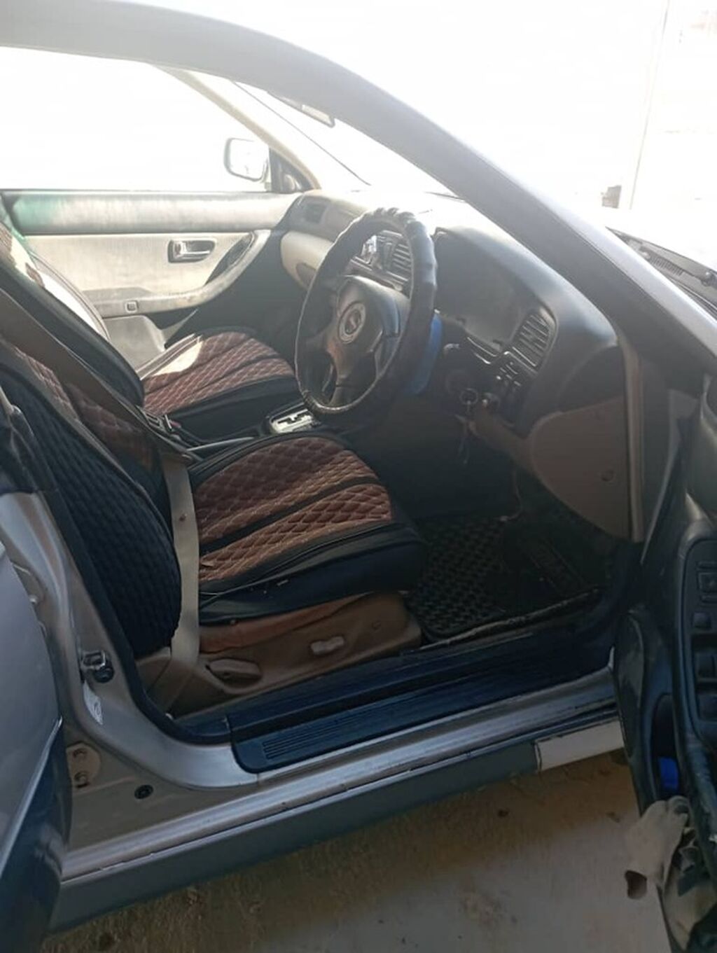 Subaru Legacy Lancaster: 2001 г., 3 л, Автомат, Бензин, Универсал: фото 5