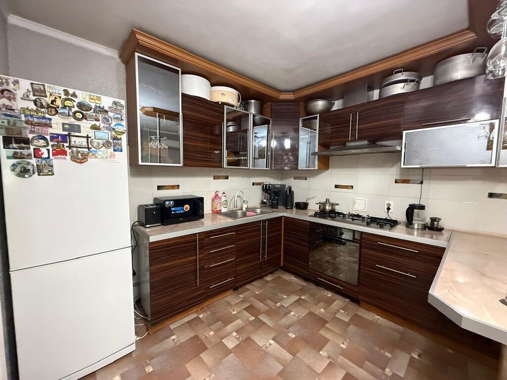 5 комнат, 138 м², 1 соток, Бишкек, Риэлтор: фото 5