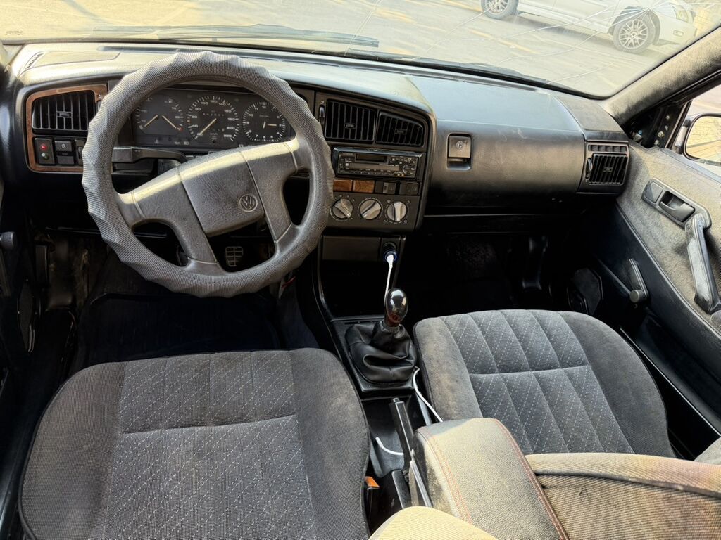 Volkswagen Passat Variant: 1992 г., 1.8 л, Механика, Бензин, Универсал: фото 5