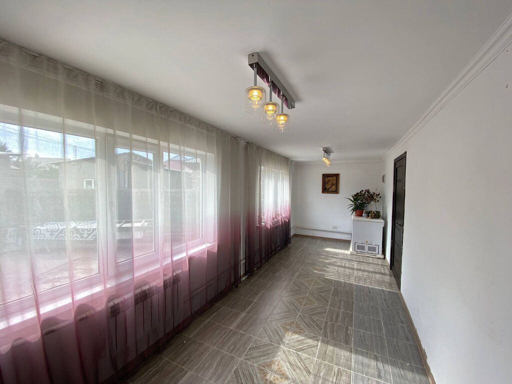 4 комнаты, 140 м², 6 соток, Бишкек, Ак-Ордо 1 ж/м Агентство недвижимости: фото 3