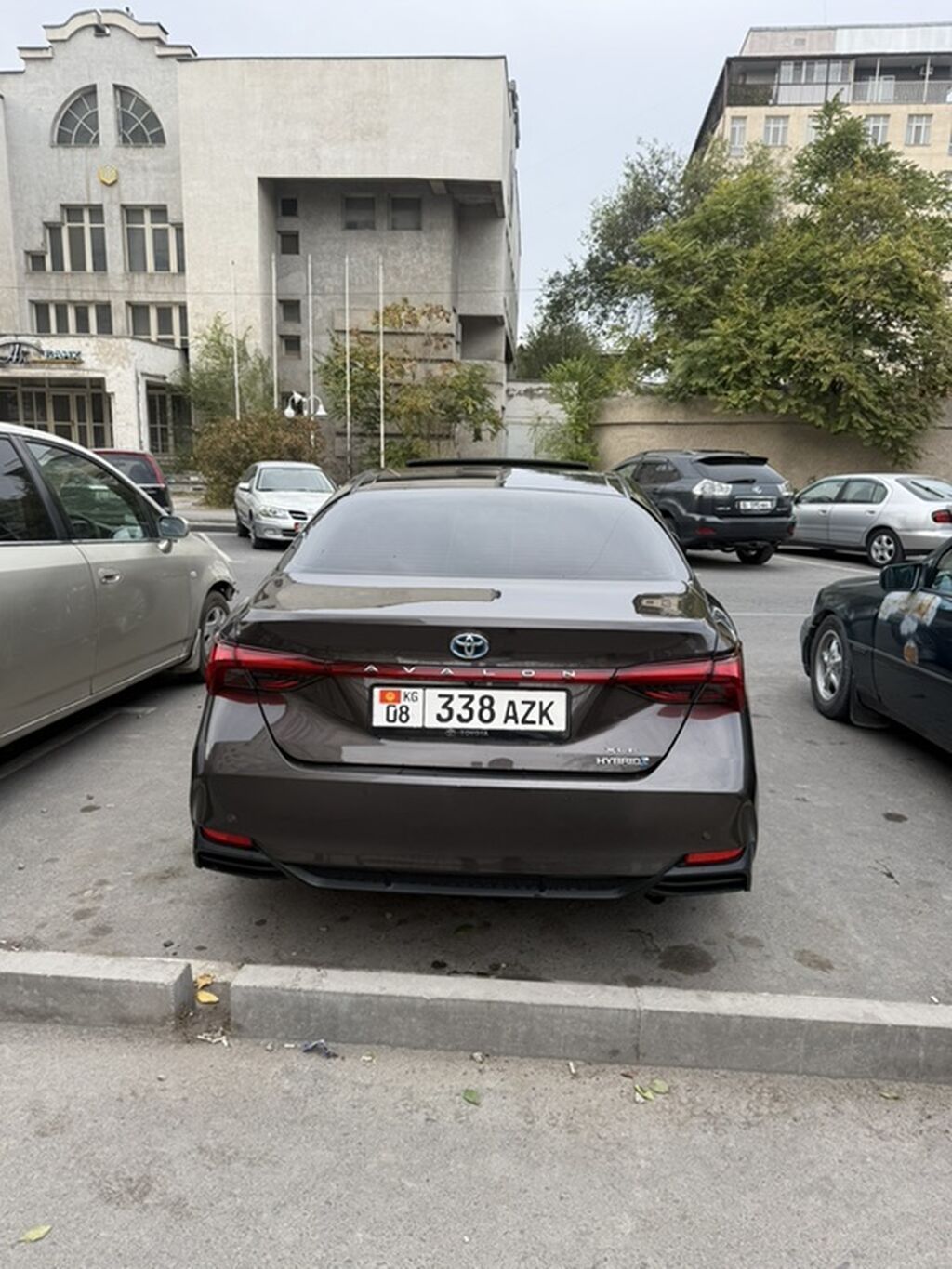 Toyota Avalon: 2019 г., 2.5 л, Гибрид, Седан: фото 6
