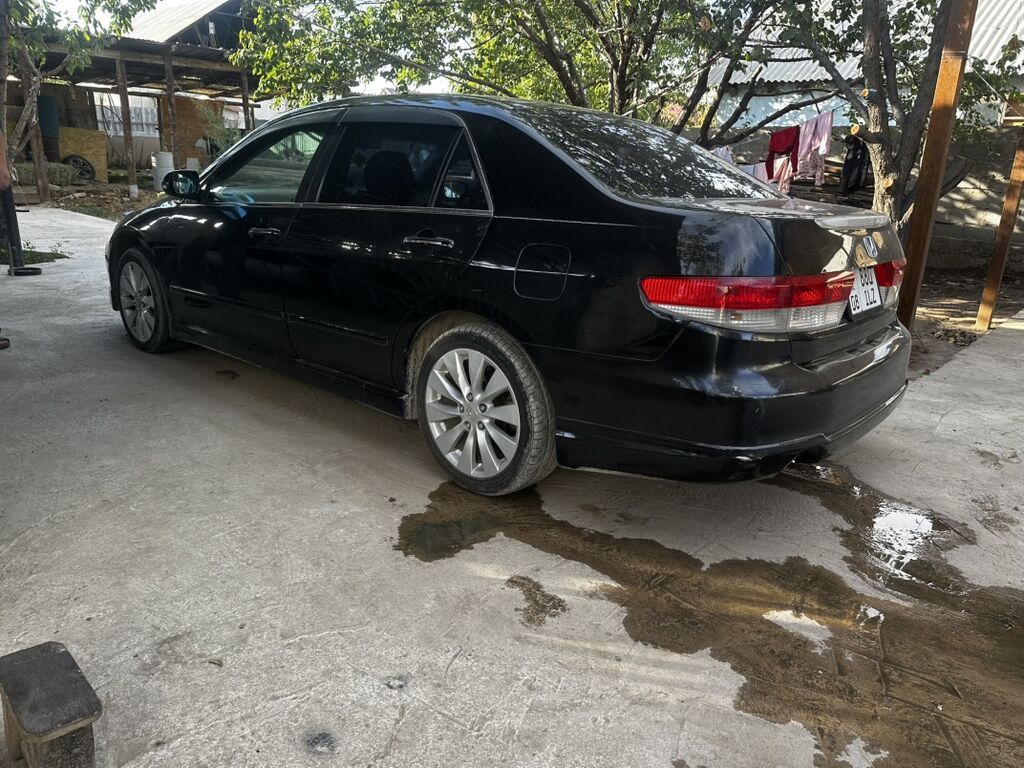 Honda Accord: 2003 г., 3 л, Автомат, Газ, Седан: фото 2