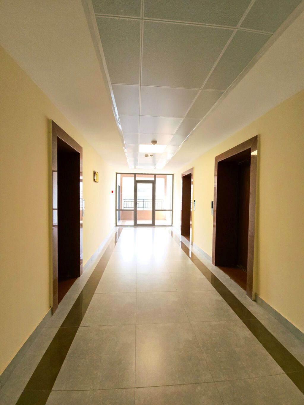 Ağ şəhər, 3 otaqlı, Yeni tikili, m. Xətai, 157 kv. m