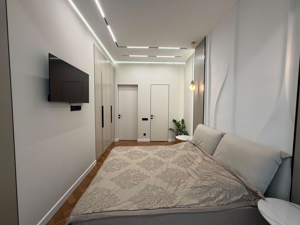 3 комнаты, 75 м², Асанбай мкр Элитка, 1 этаж, Дизайнерский ремонт: фото 3