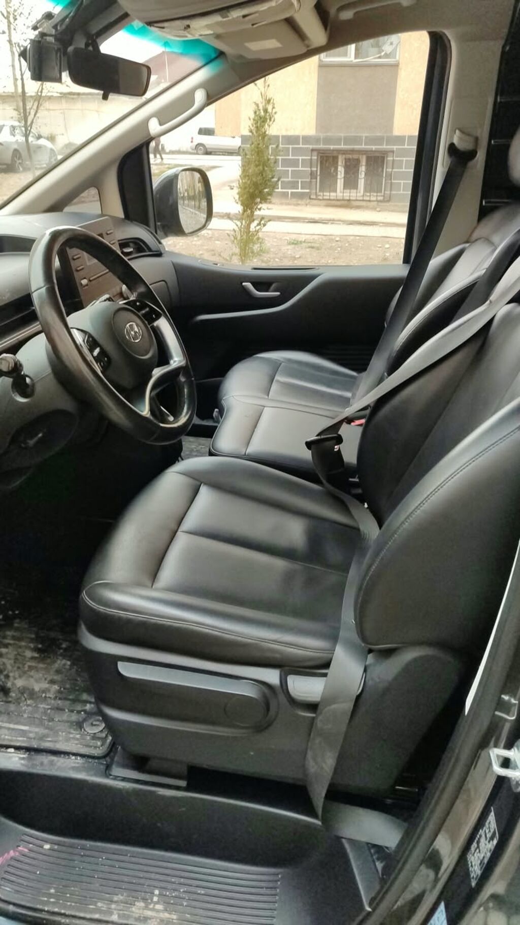 Hyundai Staria: 2021 г., 3 л, Дизель, Минивэн: фото 6