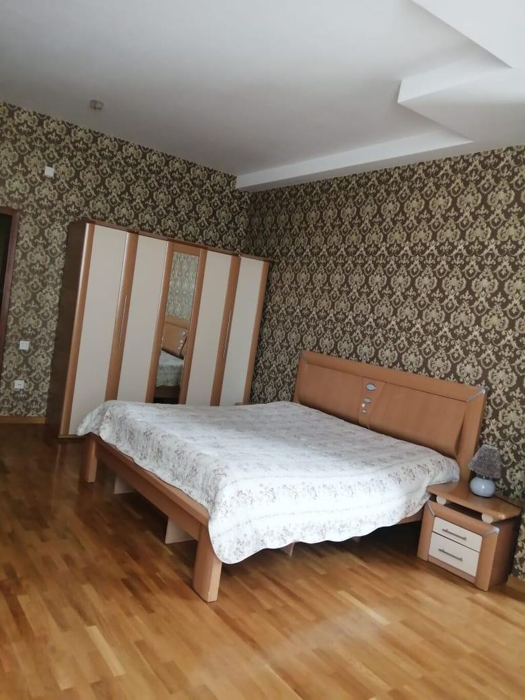 ✨ Rəşid Behbudov Küçəsində 3 Otaqlı Mənzil Kirayə Verilir! ✨ 📍 Ərazi