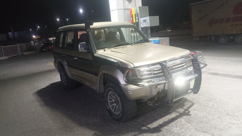 Mitsubishi Pajero: 1995 г., 2.5 л, Автомат, Дизель, Внедорожник: фото 7