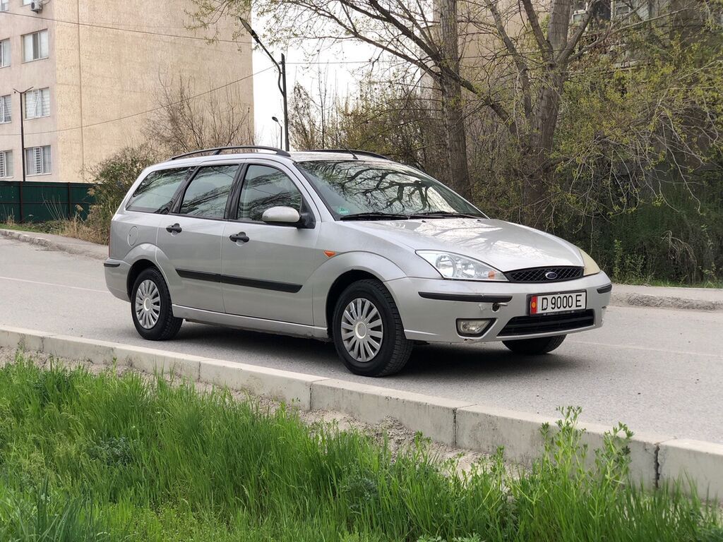 Ford Focus: 2002 г., 1.8 л, Механика, Бензин, Универсал: фото 2
