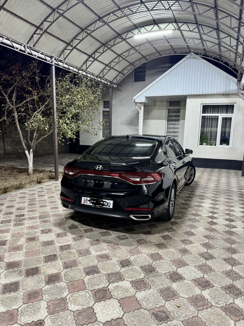 Hyundai Grandeur: 2019 г., 0.3 л, Автомат, Бензин, Седан — фото 1