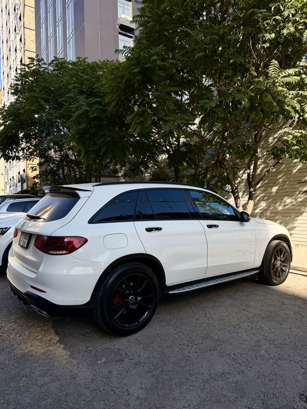 Mercedes-Benz GLC-Class: 2020 г., 2 л, Автомат, Бензин, Кроссовер: фото 4