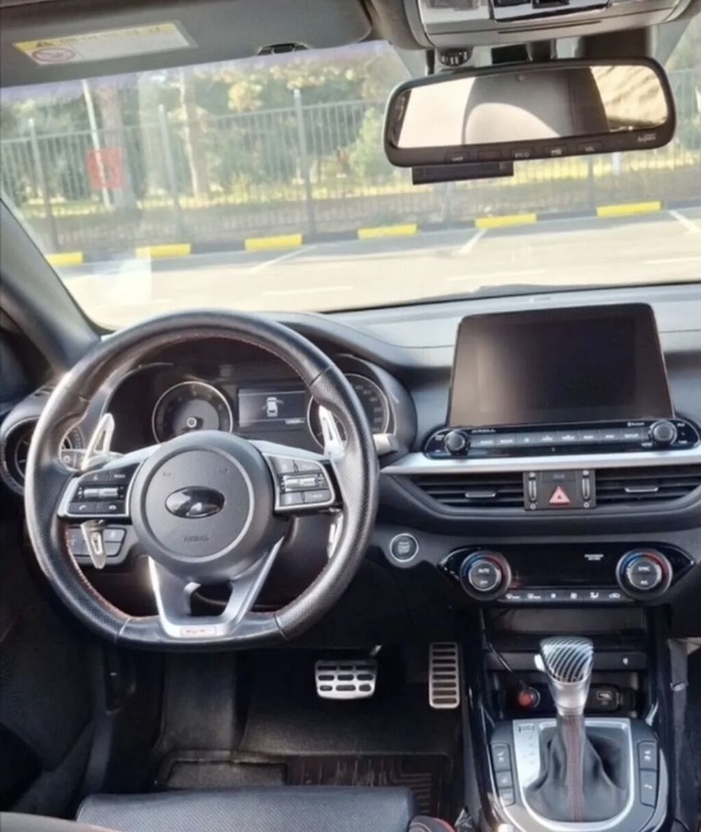 Kia K3: 2019 г., 1.6 л, Робот, Бензин, Хэтчбэк: фото 5