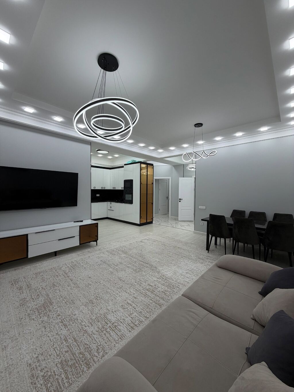 3 комнаты, 81 м², Асанбай мкр Элитка, 4 этаж, Свежий ремонт: фото 2