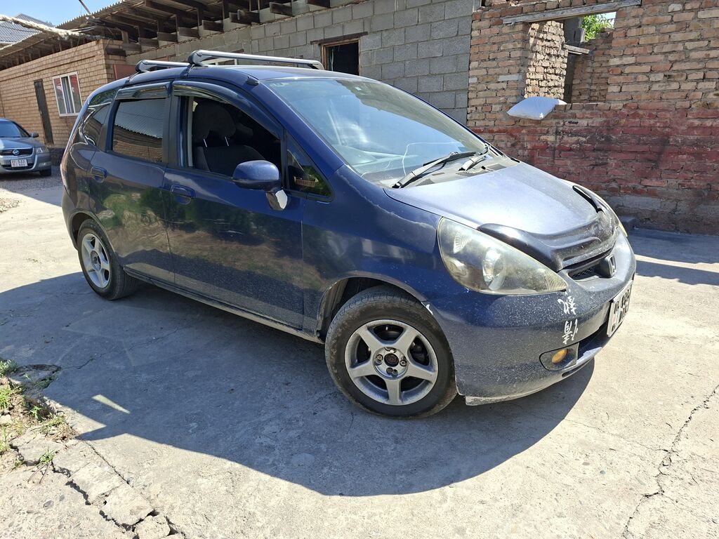 Honda Fit: 2003 г., Автомат, Бензин, Хэтчбэк — фото 2