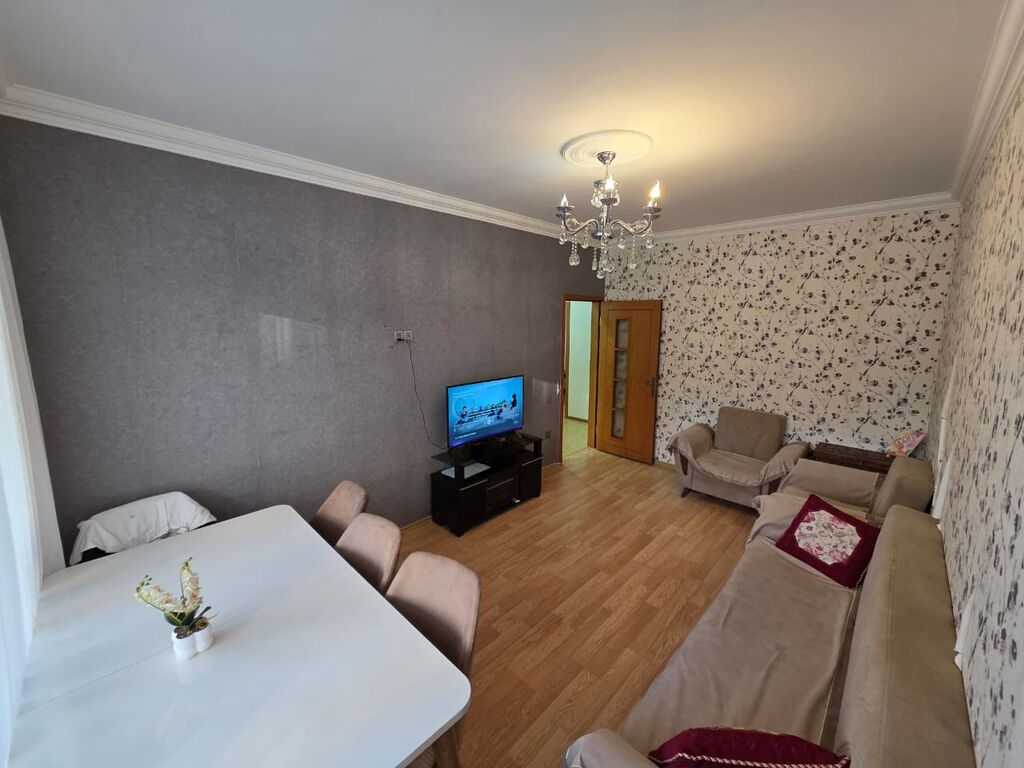 Həzi Aslanovda 3 otaqlı köhnə tikili mənzil satılır, 82 m², 172 000 AZN, şəkil 2 / 12