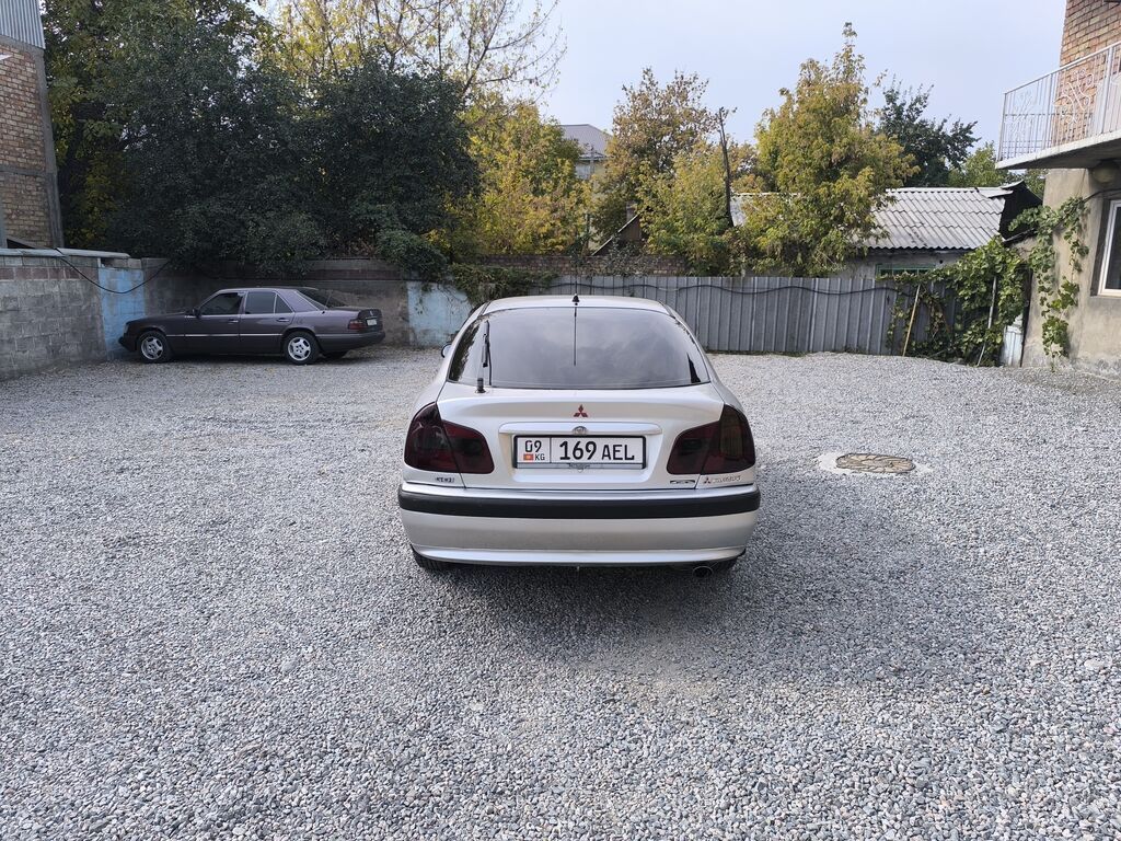 Mitsubishi Carisma 2002 г., 1.8 л, механика, бензин, седан: фото 6