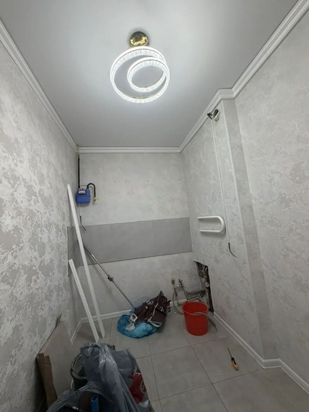 1 комната, 46 м², Восток-5 мкр 106 серия улучшенная, 1 этаж, Евроремонт: фото 3