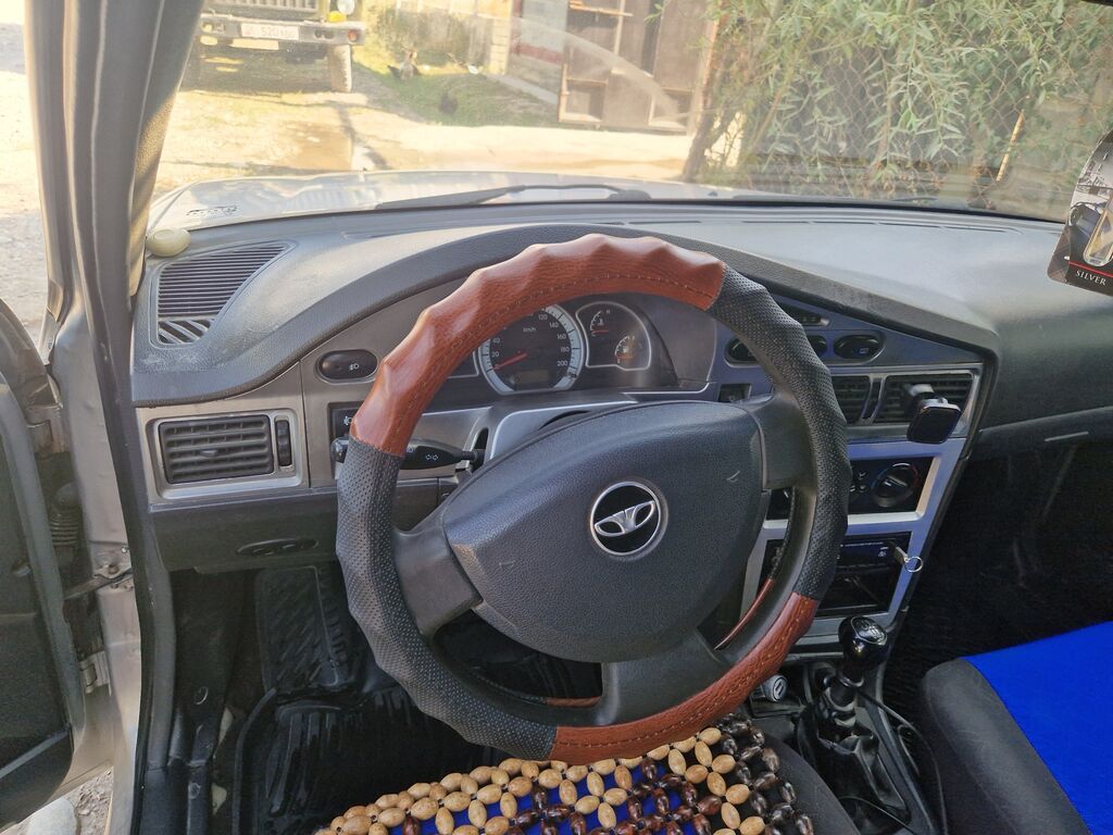 Daewoo Nexia: 2010 г., 1.6 л, Механика, Бензин, Седан: фото 8
