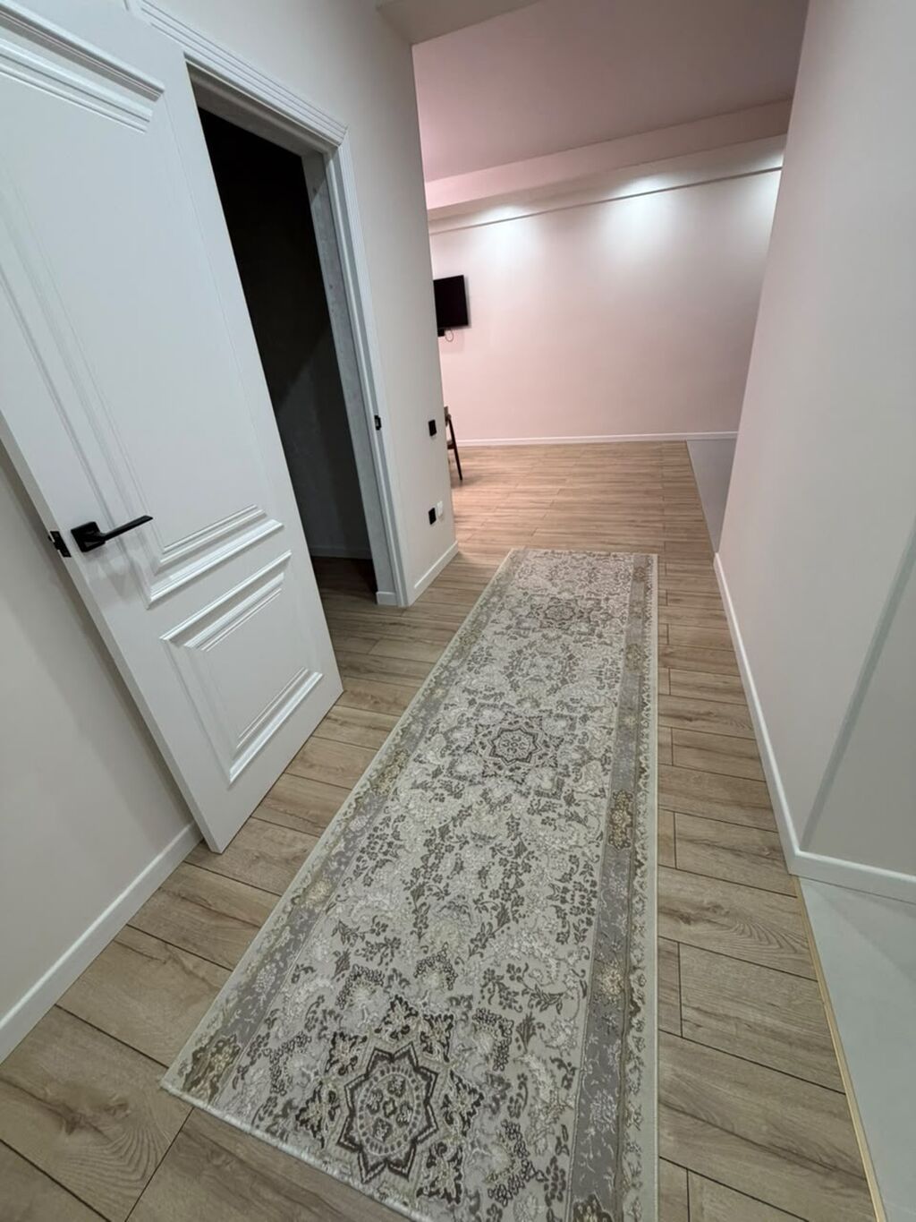 1 комната, 63 м², 2 этаж, Свежий ремонт