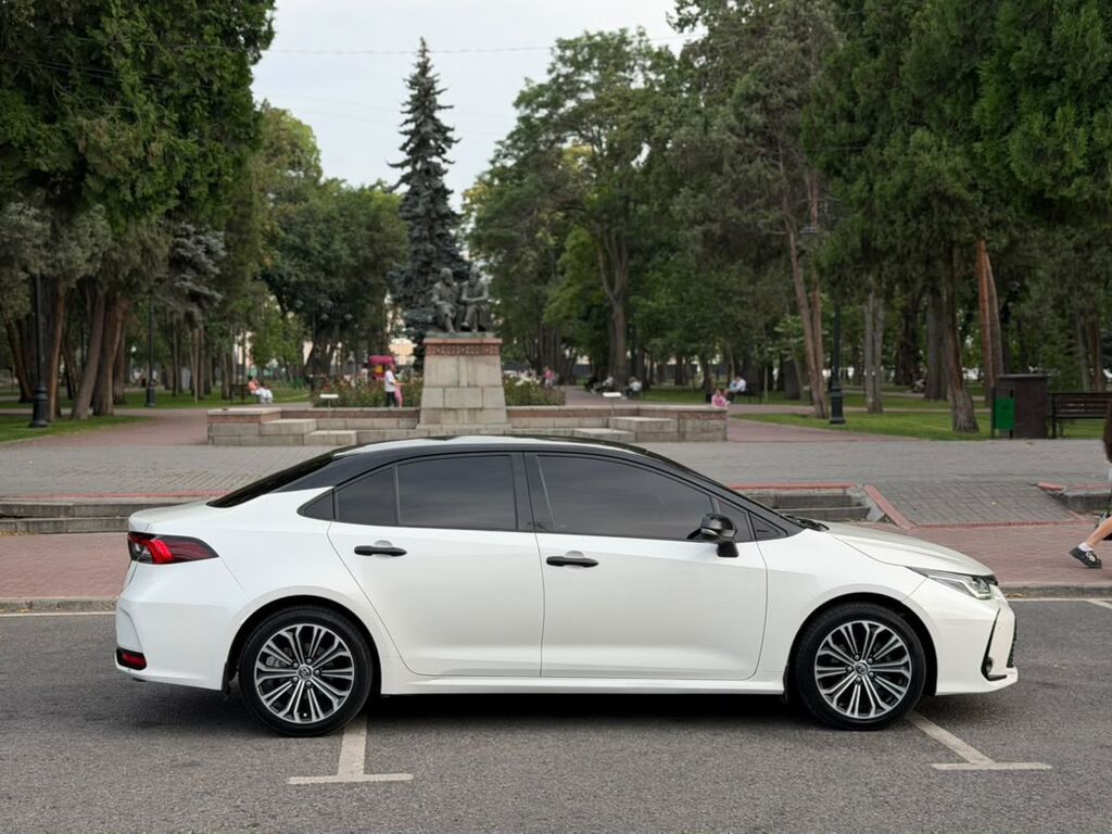 Toyota Corolla: 2019 г., 1.6 л, Автомат, Бензин, Седан: фото 6