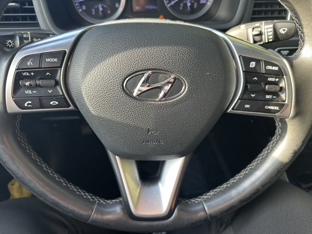 Hyundai Sonata: 2019 г., 2 л, Автомат, Газ, Седан: фото 8