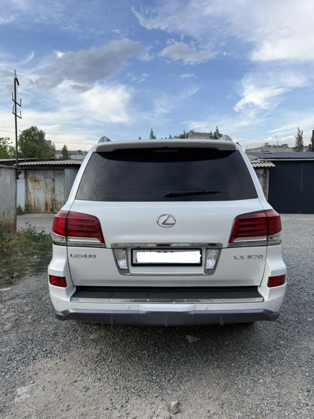 Lexus LX: 2012 г., 5.7 л, Автомат, Газ, Внедорожник: фото 4