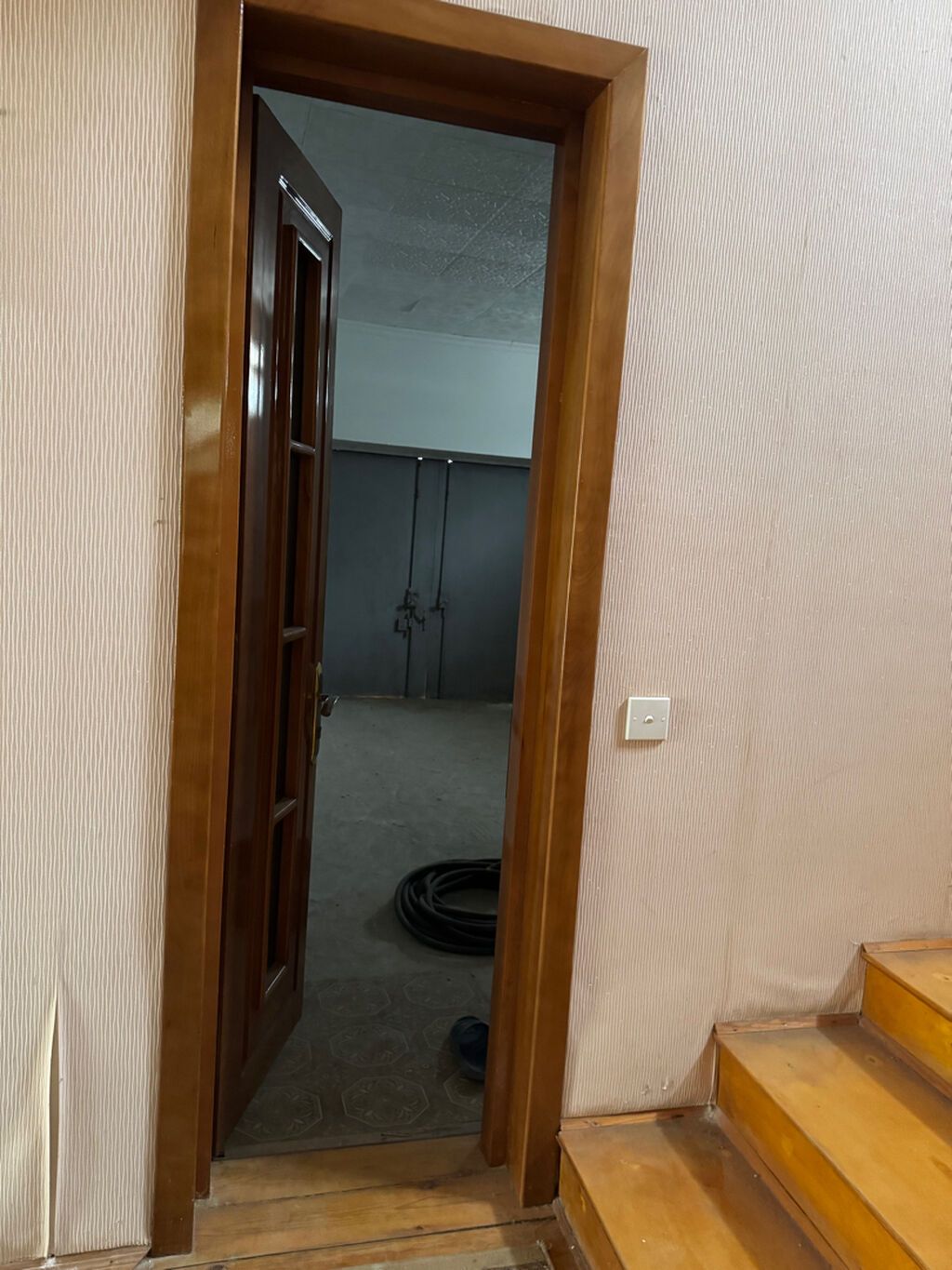 Mehdiabad, 308 kv. m, 6 otaqlı, Hovuzsuz, Kombi, Su, Qaz