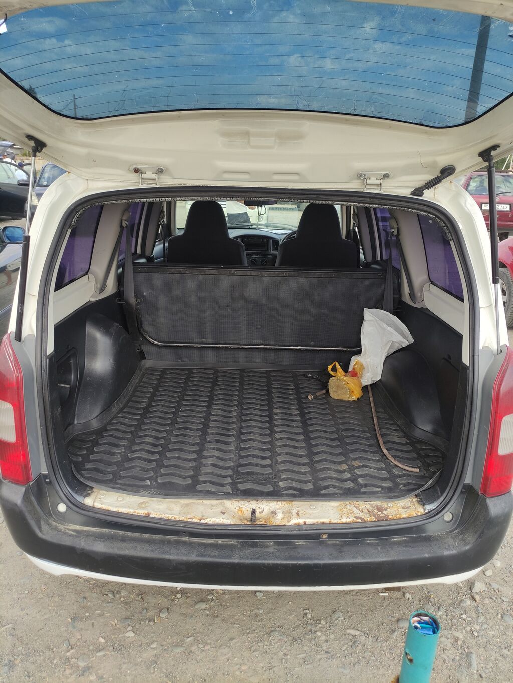 Toyota Probox: 2007 г., 1.5 л, Автомат, Бензин, Универсал: фото 6
