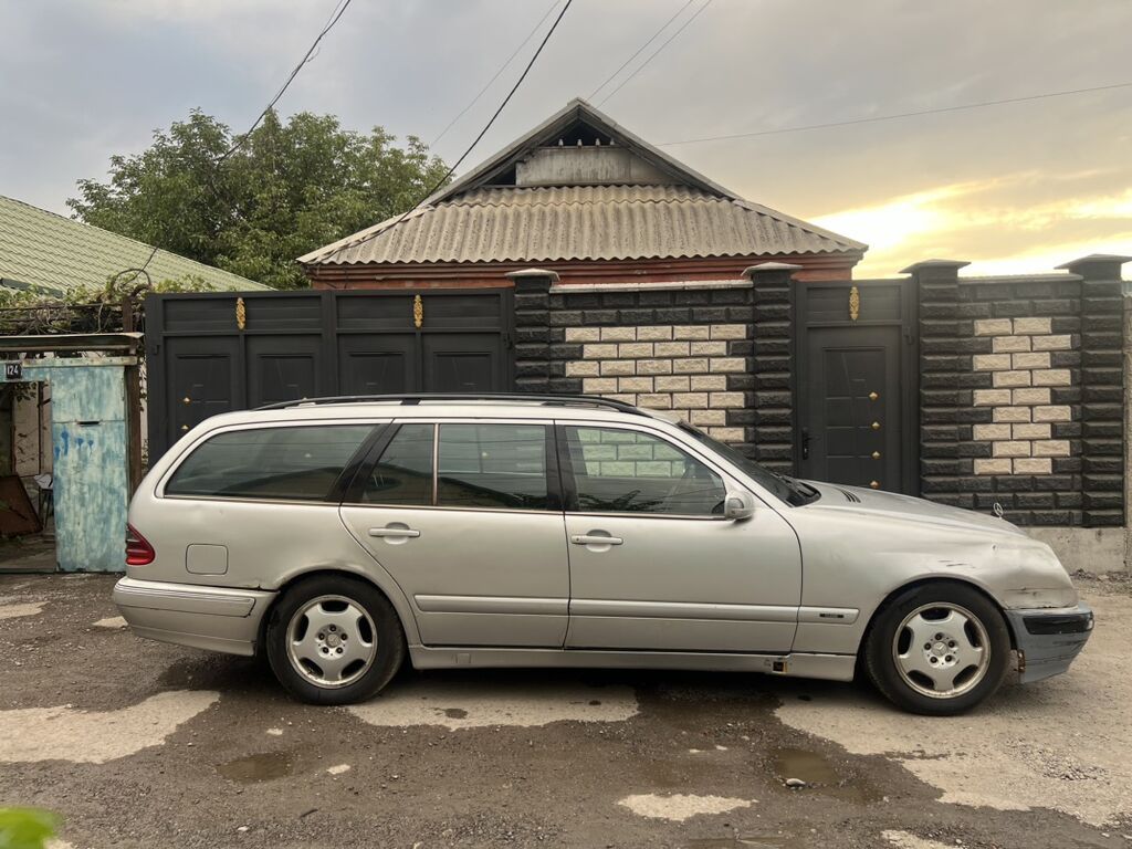 Mercedes-Benz E-Class: 2002 г., 2.7 л, Автомат, Дизель, Универсал: фото 2