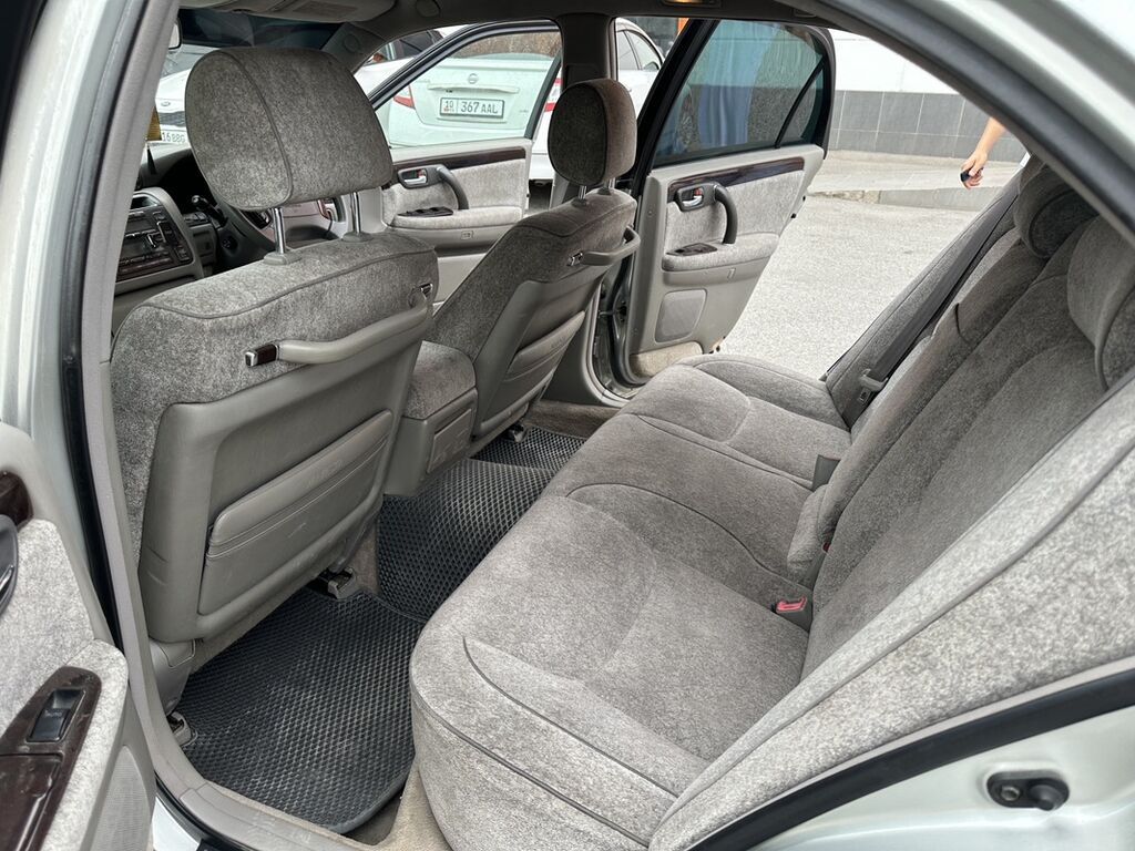 Toyota Crown Majesta: 2003 г., 3 л, Бензин, Седан: фото 8