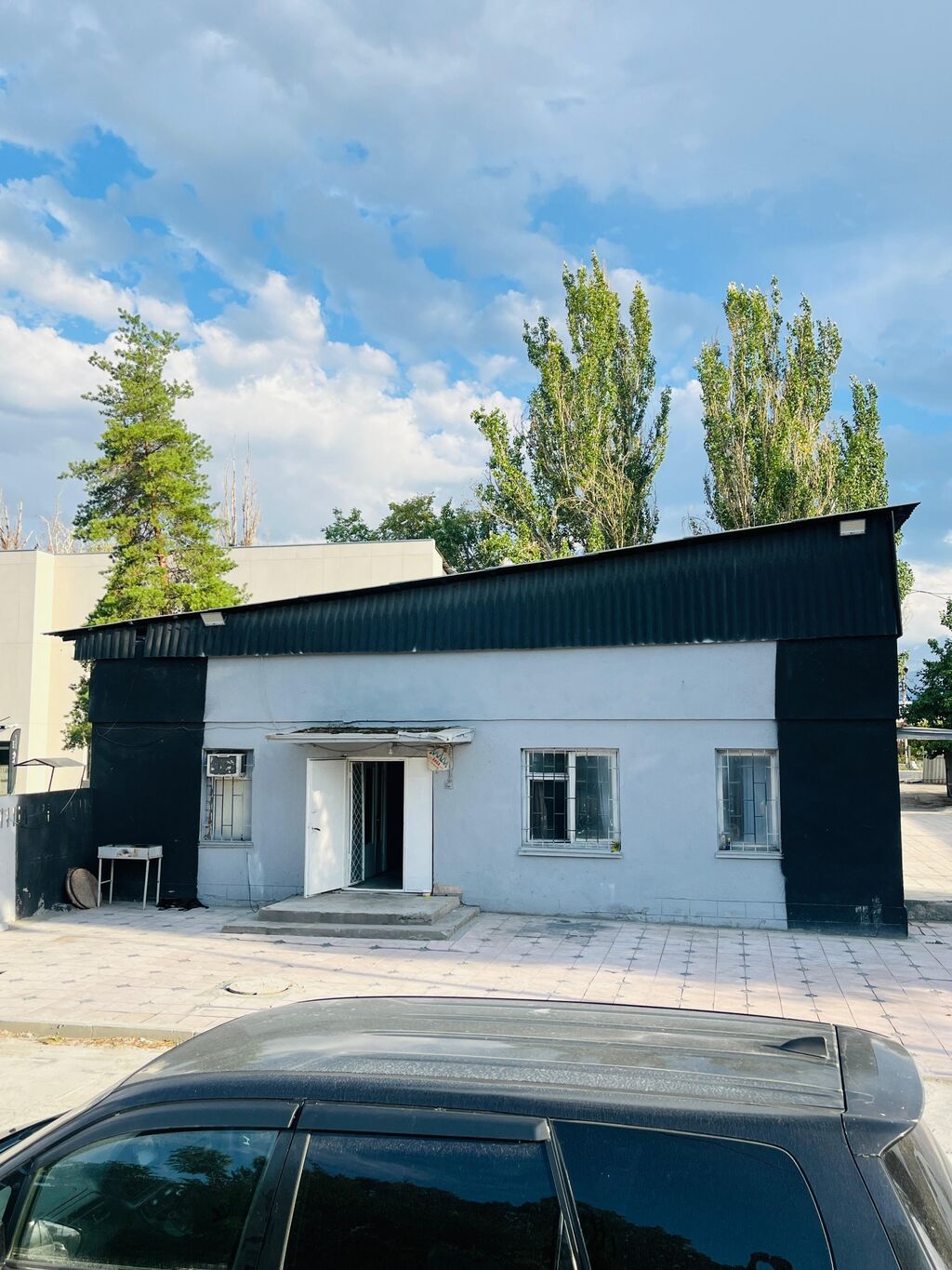 Здание, 1300 м² — фото 2