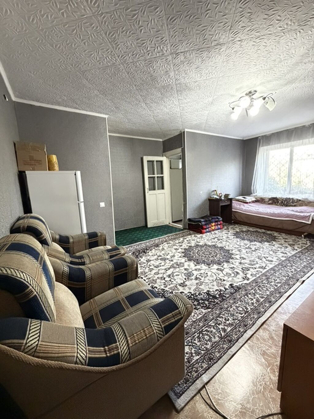 Продаю 3 -комнатную квартиру Адрес: Азиа МоллМедерова 217 Серия: фото 8