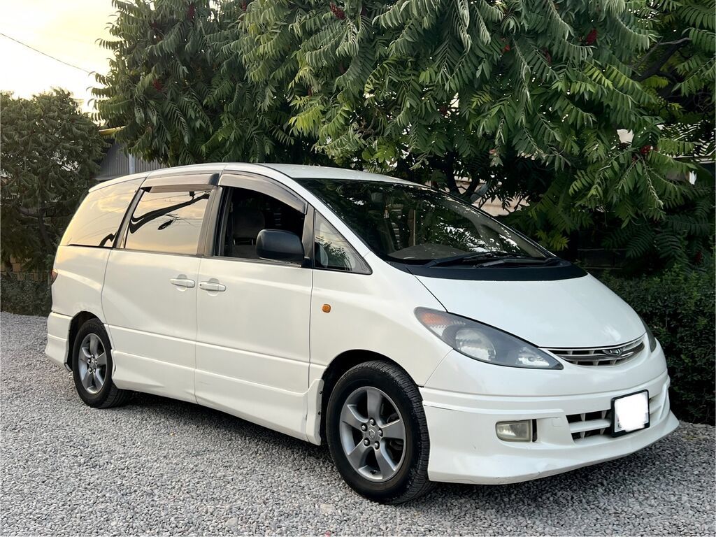 Toyota Estima
