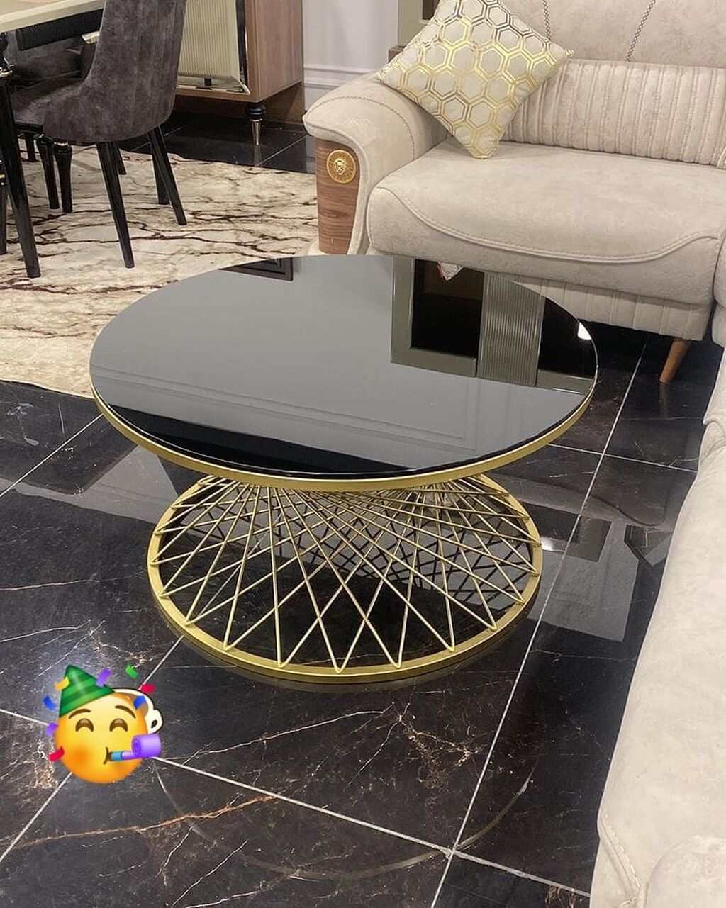 Yeni jurnal masası Razılaşma yolu ilə Qonaq otağı dəstləri Bakı