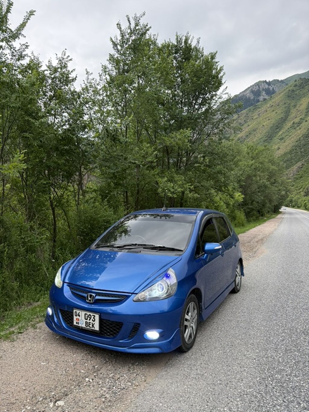 Honda Fit: 2003 г., 1.5 л, Автомат, Бензин, Хэтчбэк: фото 8