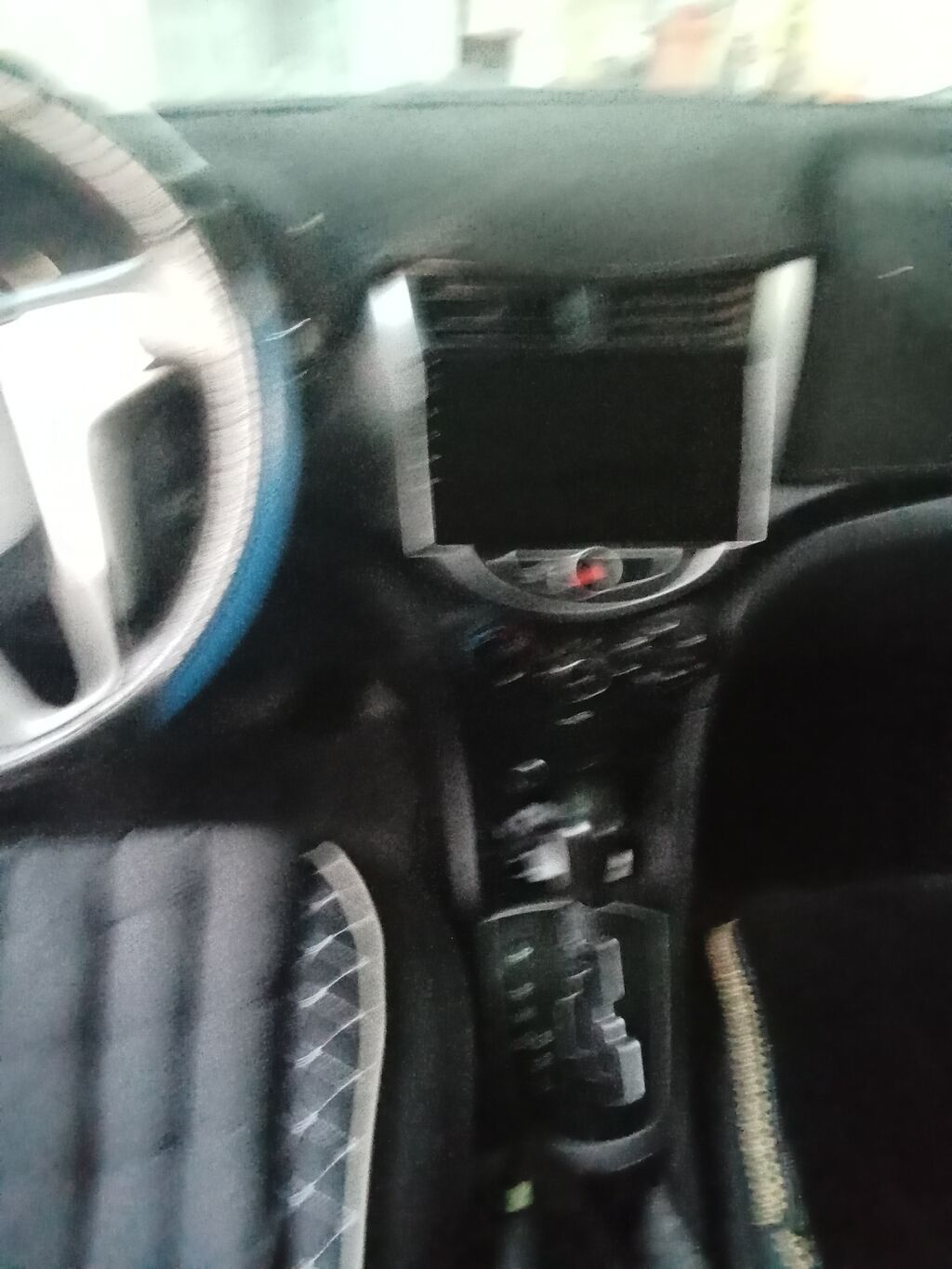 Hyundai Solaris: 2012 г., 1.6 л, Автомат, Бензин, Седан: фото 6