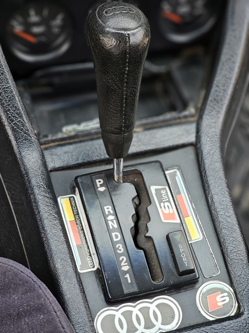 Audi 90: 2002 г., 2.8 л, Автомат, Бензин, Седан: фото 5