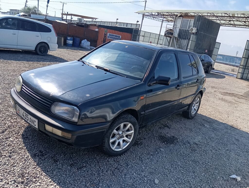 Volkswagen Golf V: 1994 г., 1.8 л, Механика, Бензин, Хэтчбэк — фото 3