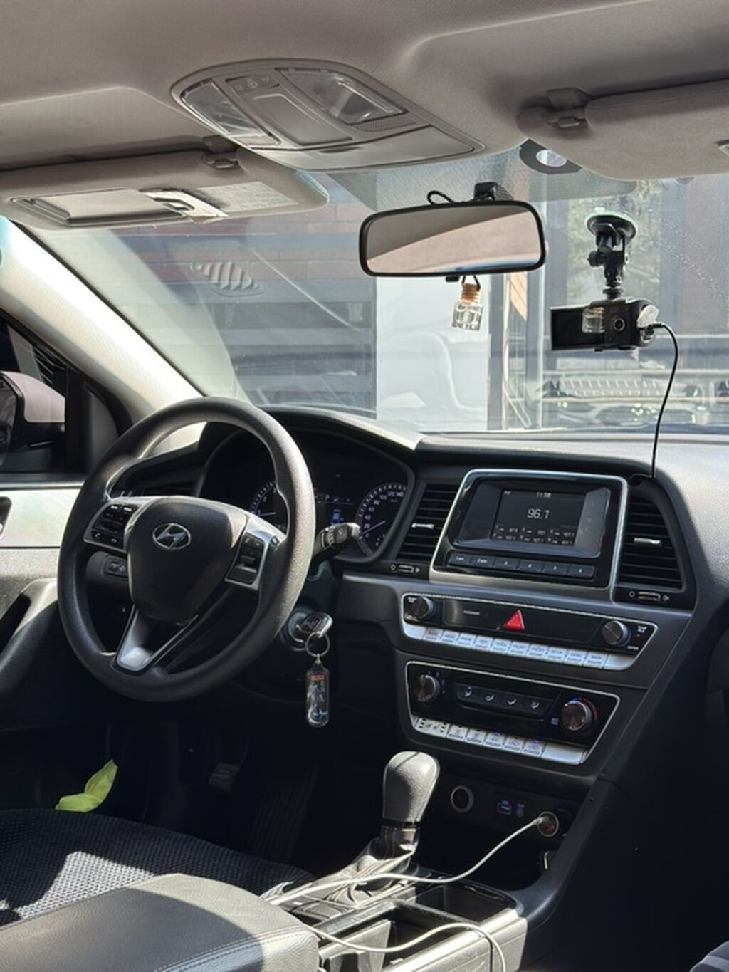 Hyundai Sonata: 2018 г., 2 л, Автомат, Газ, Седан: фото 8