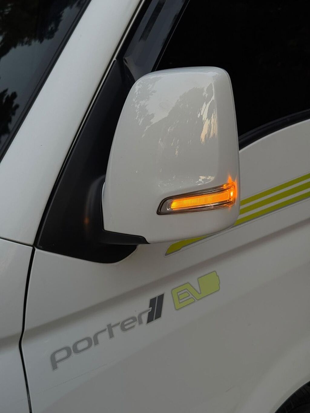 Hyundai Porter EV — компактный электрический бортовой грузовик для: фото 7