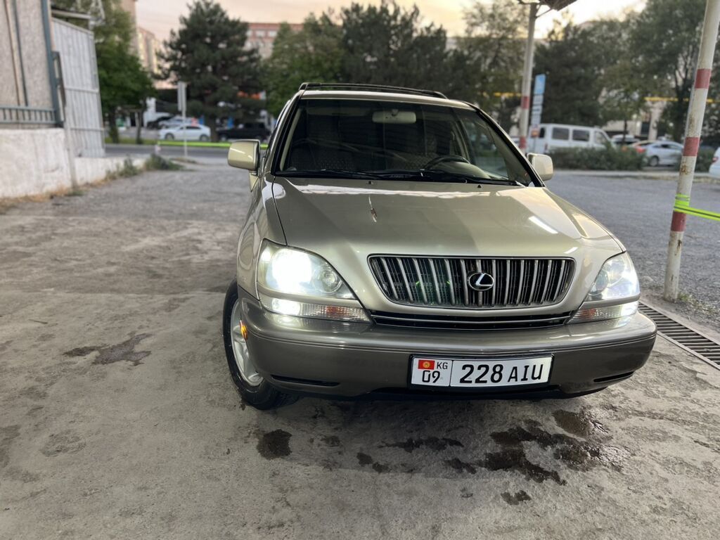 Lexus RX: 2000 г., 3 л, Автомат, Бензин, Кроссовер: фото 5