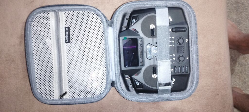 Пульт Radiomaster GX12 ELRS 2.4 GHz с кейсом: фото 1