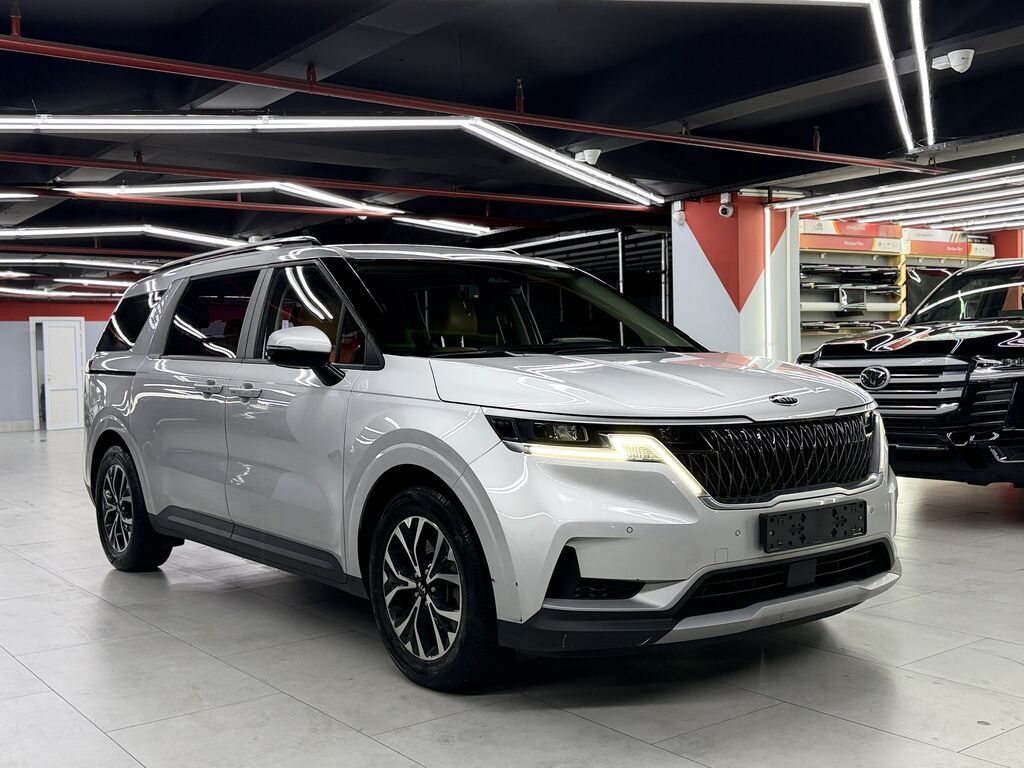 Kia Carnival: 2021 г., 2.2 л, Автомат, Дизель, Минивэн: фото 3
