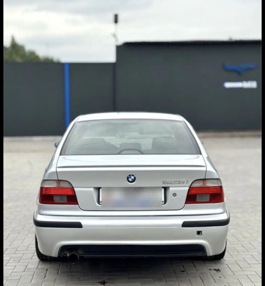 BMW 525: 2002 г., 2.5 л, Автомат, Бензин, Седан: фото 3